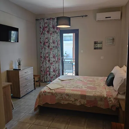 House Anna سارتي