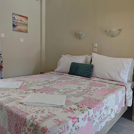 House Anna شقة سارتي