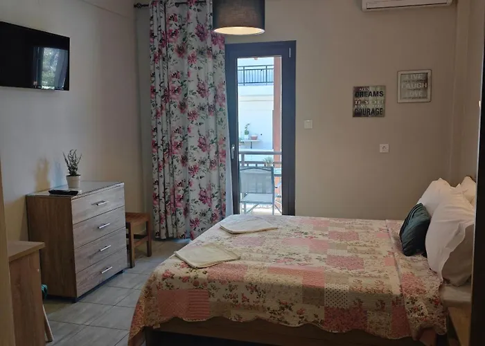 House Anna Sarti